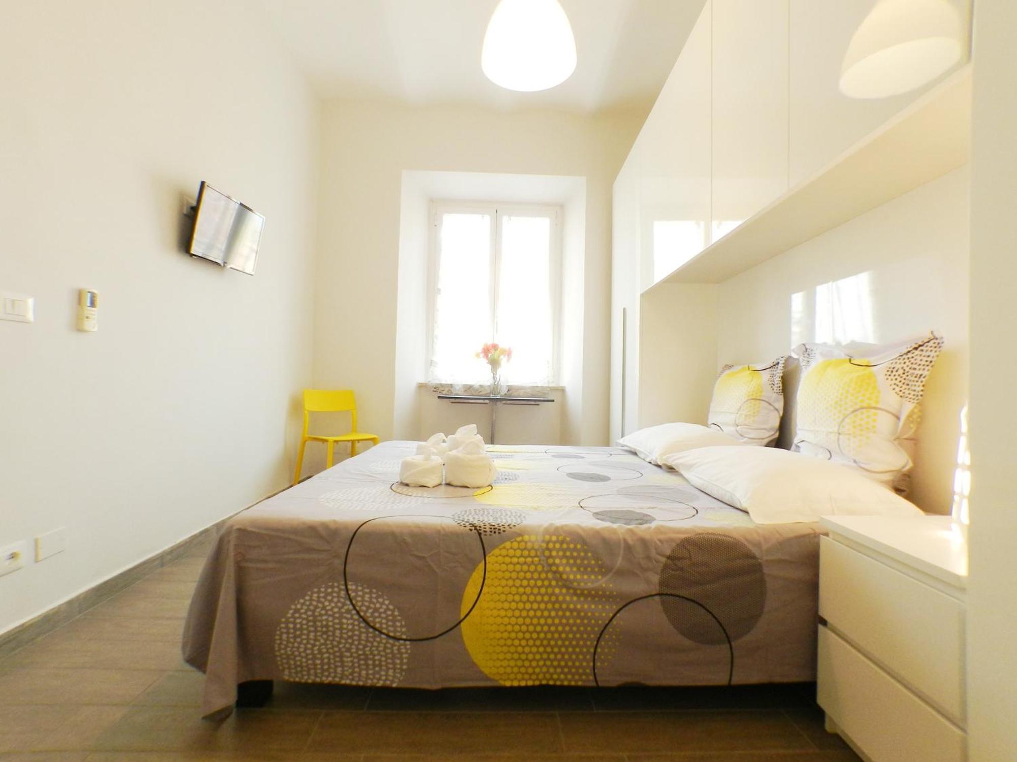 Movie Apartment *