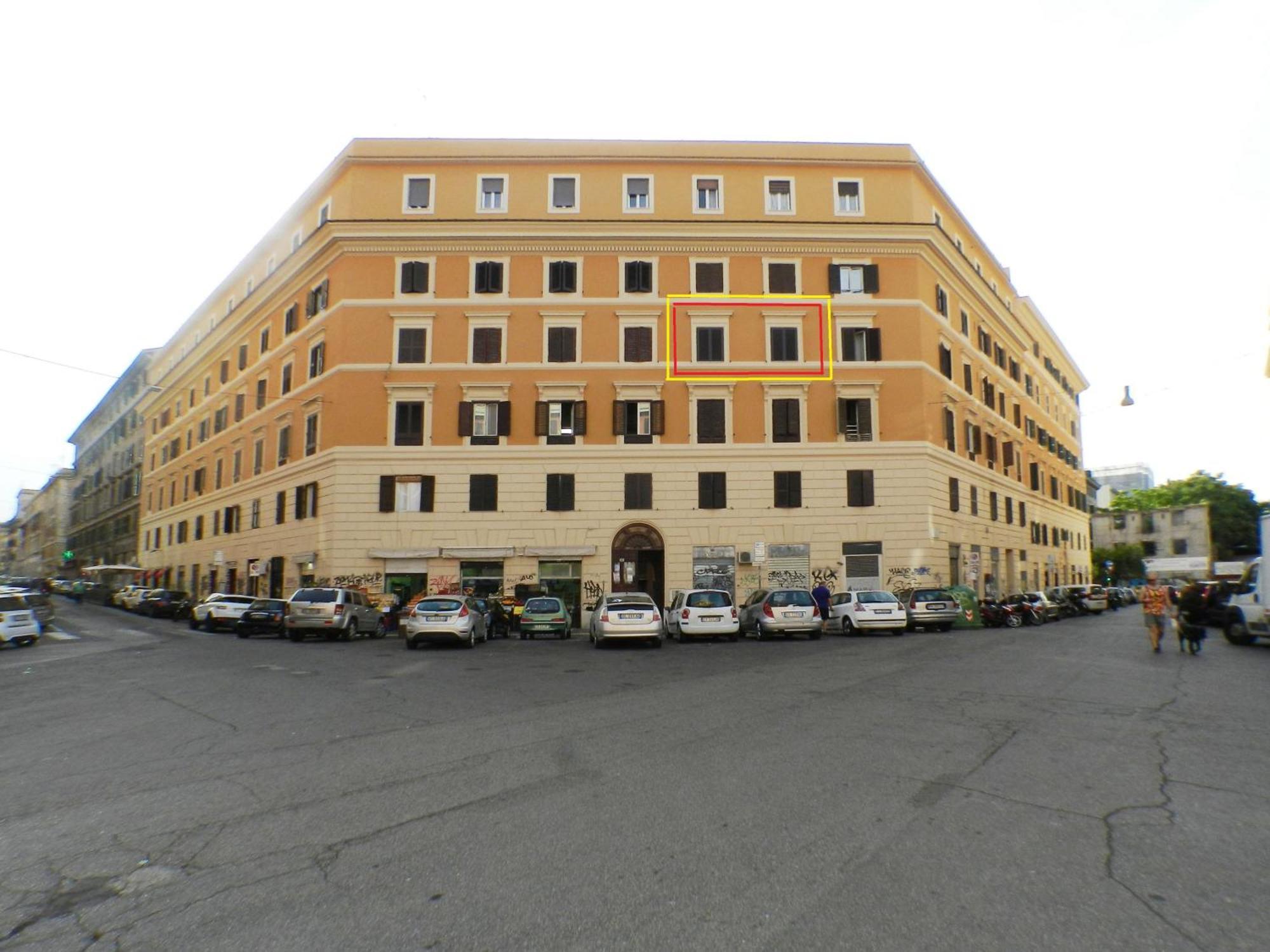 Movie Apartment Rom